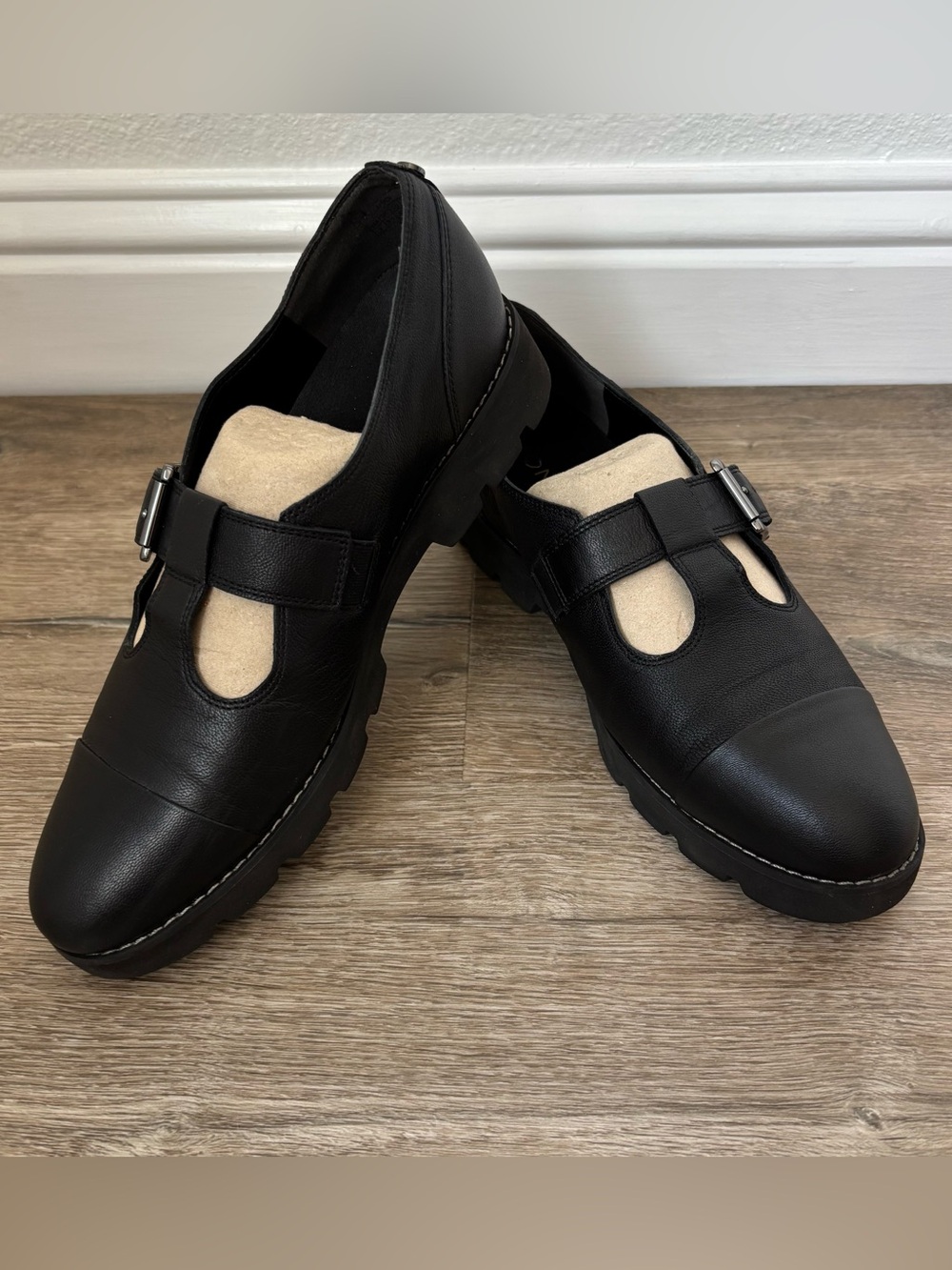 Vionic Carmen Black Leather Mary Jane Shoes Flats Size 9 - Picture 2 of 14
